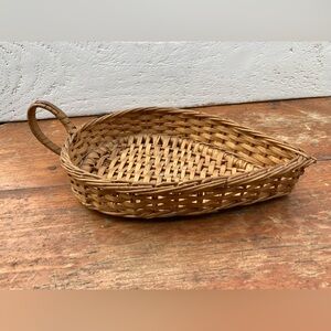 leaf basket
